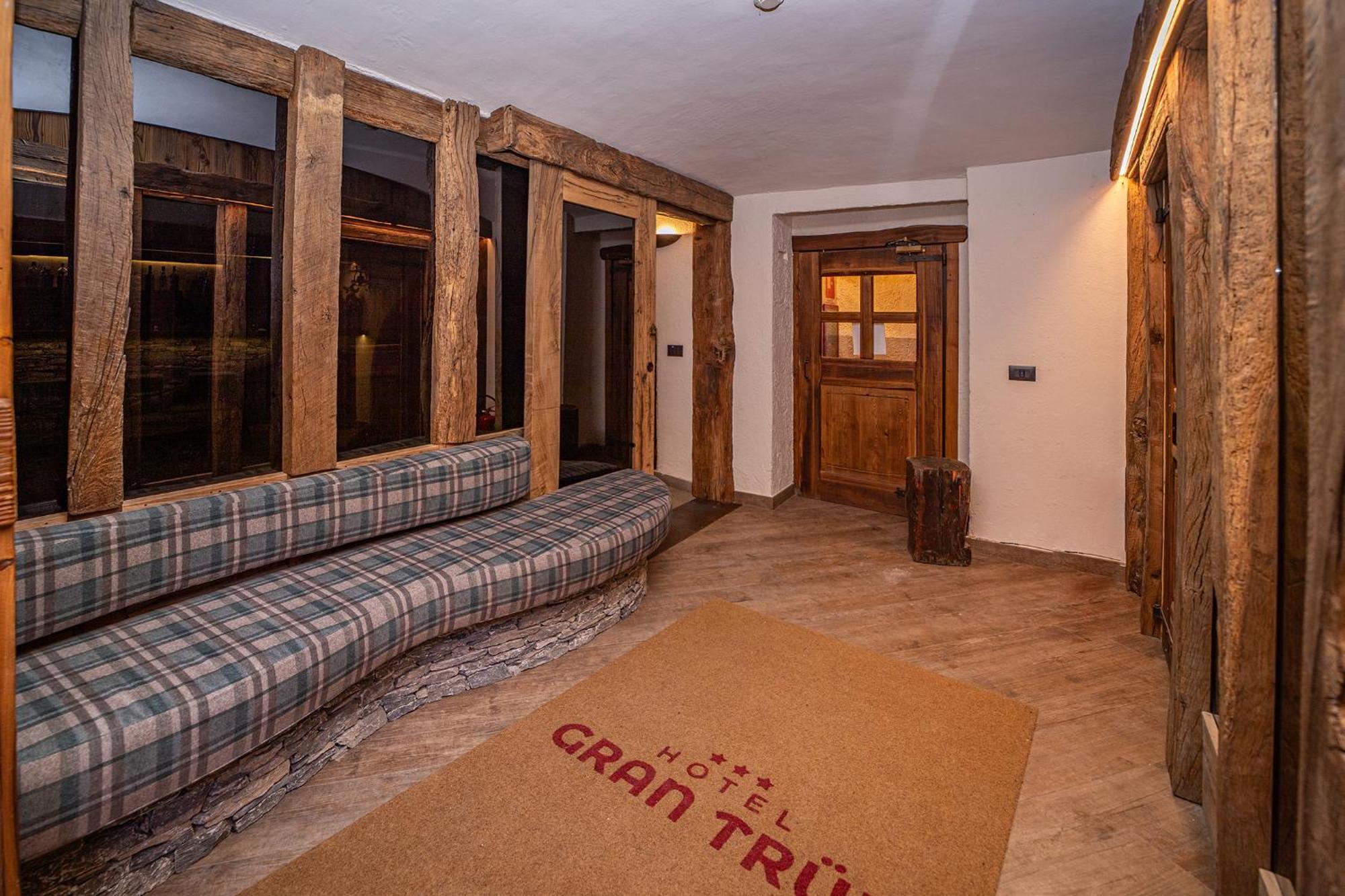 Hotel Gran Trun Oulx Dış mekan fotoğraf